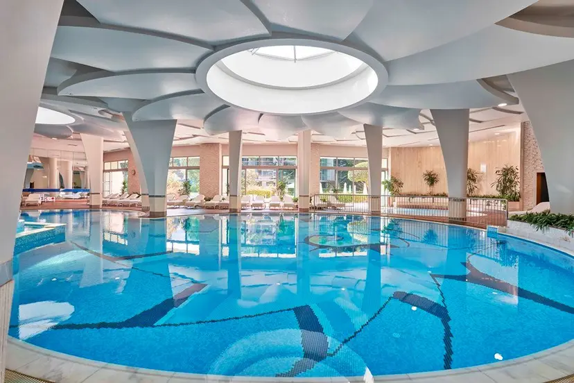 CALISTA LUXURY RESORT