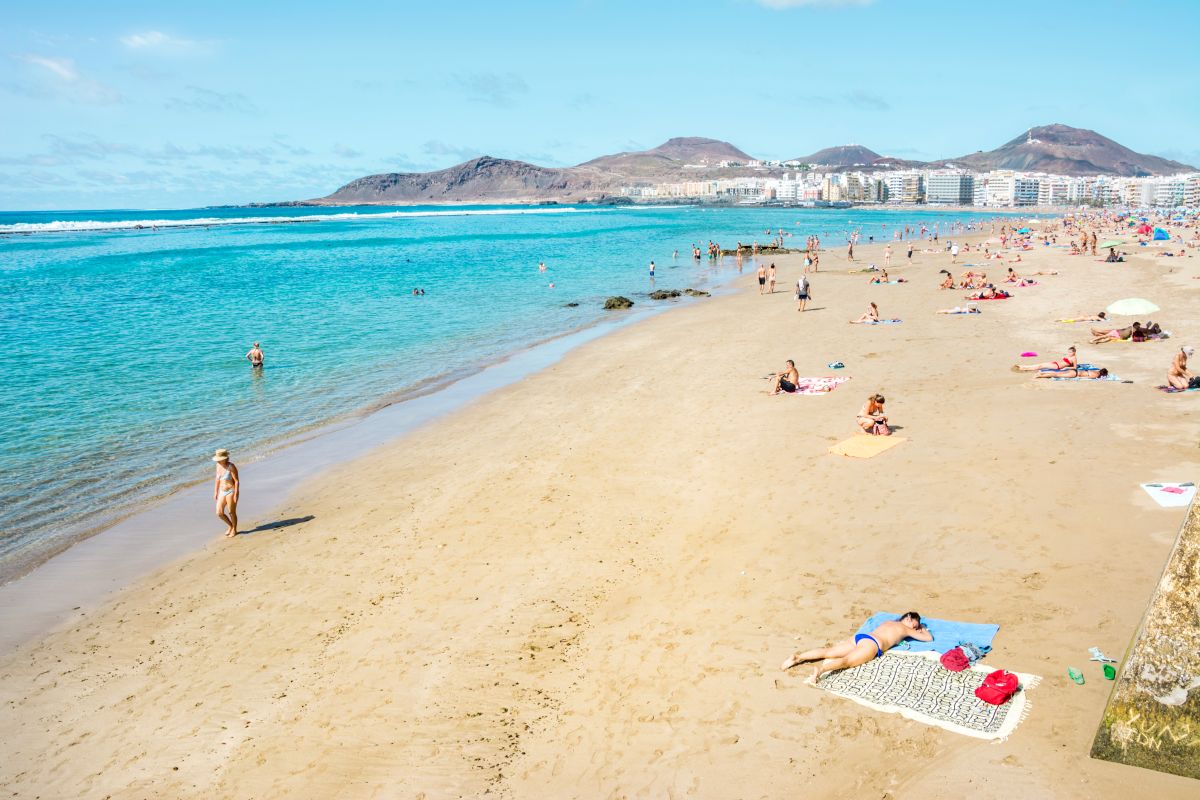 Playa de Las Canteras v Las Palmas de Gran Canaria